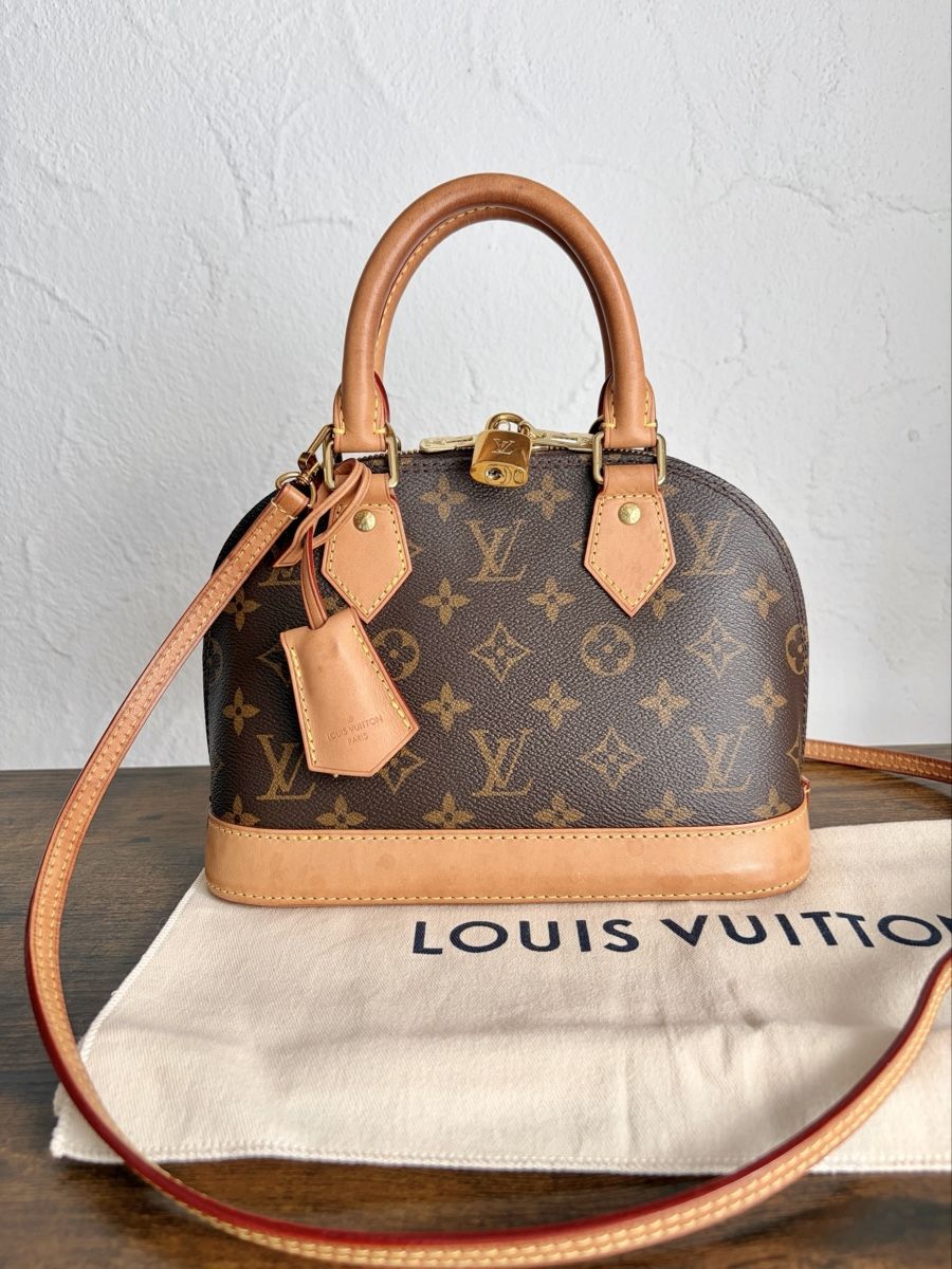 Louis Vuitton Borse da donna: Louis Vuitton Alma BB Monogram Canvas – Usato da Wetzikon ZH venduto da Kleeblume