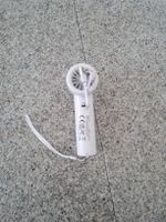 Handventilator USB wiederaufladbar weiss neu