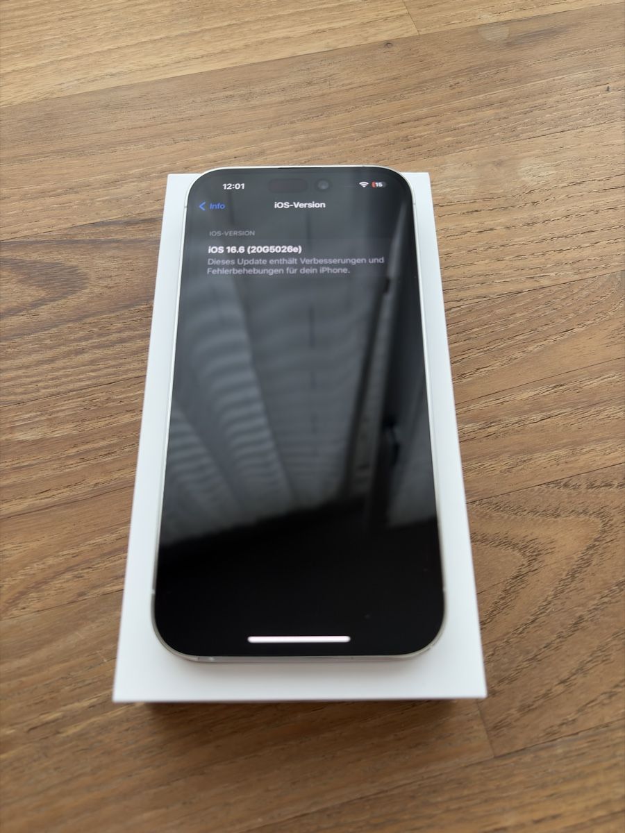 Apple Portables: Apple iPhone 14 Pro 256GB Silber iOS 16.6 Jailbreak – D'occasion à Magden par whosnipedmyass 6