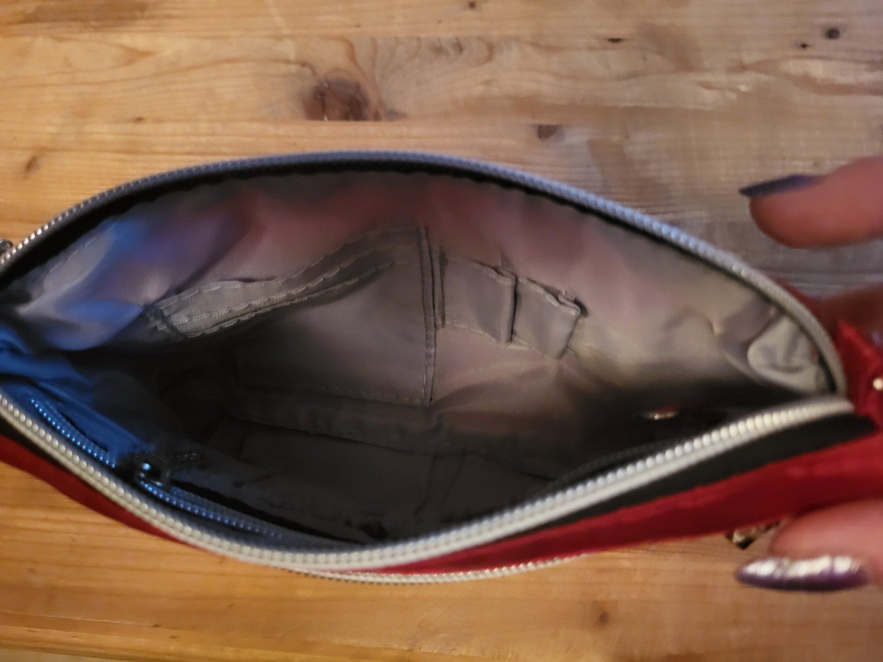 Picard Borse da donna: Rotes Täschli von Picard – Usato da Guggisberg venduto da Aegertenlehn 3