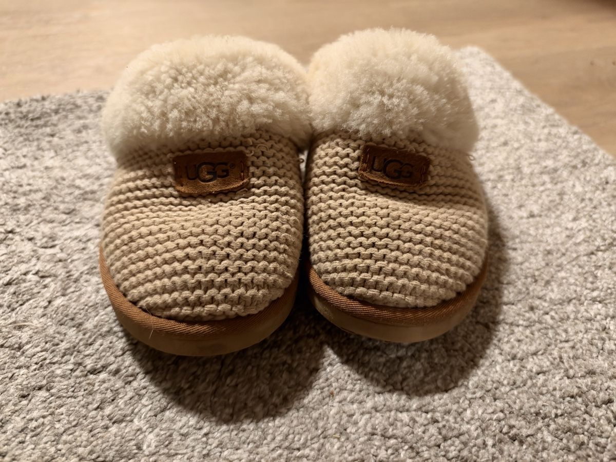 Ugg Damenschuhe: UGG Finken – Gebraucht aus Jona von lada-bennez 1