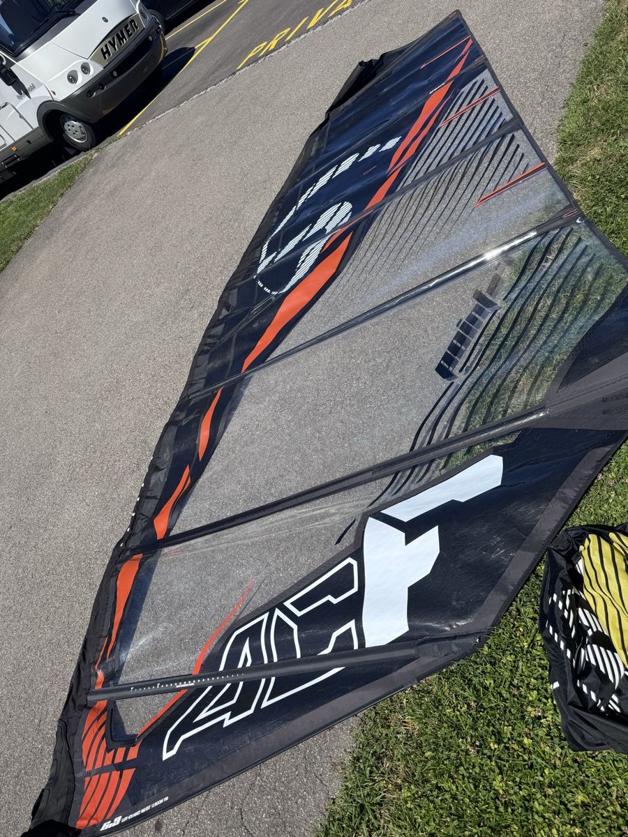 Surfen: Segel Point7 ACF 6.9 m2 – Gebraucht aus Egnach von Xantos1