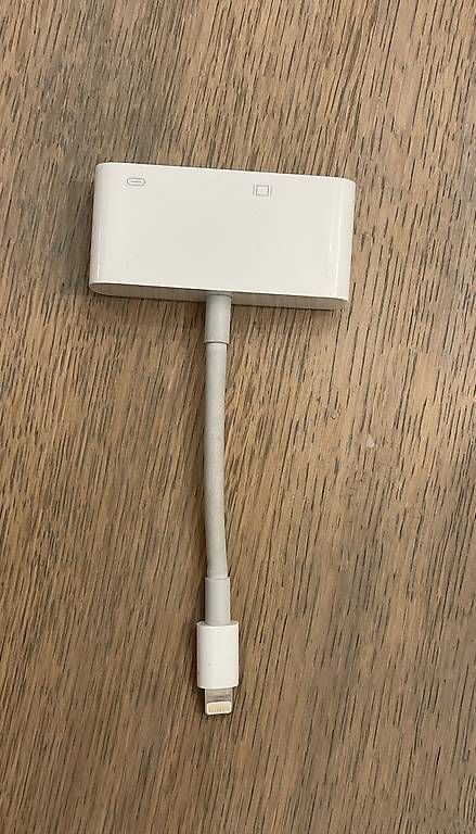 Unità & Adattatore: Apple Lightning auf VGA Adapter – Usato da Ruggell venduto da bwi_k5zs 1