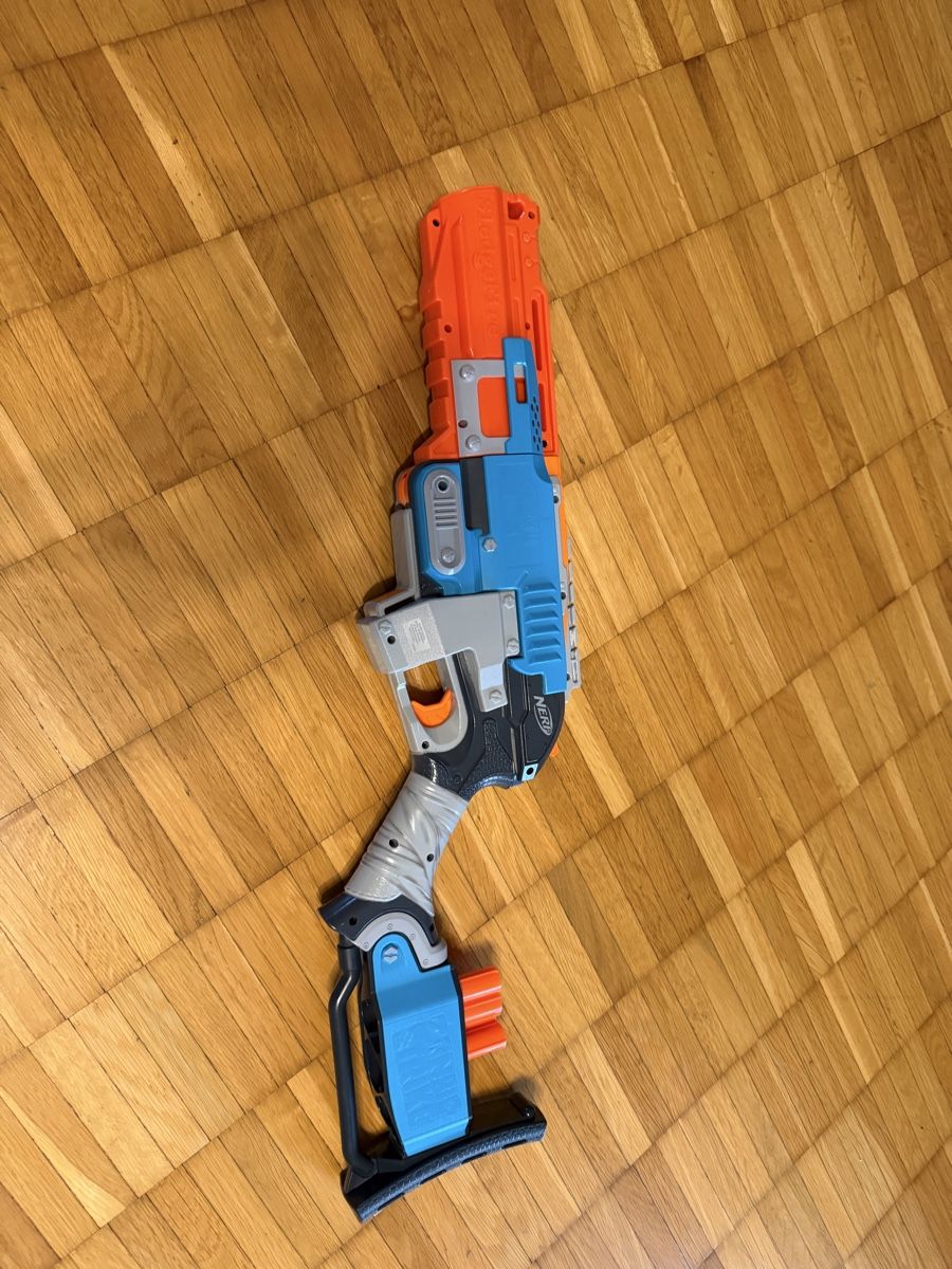Nerf Giocattoli: Nerf Zombie Strike SlingFire Blaster - Gebraucht – Usato da Berikon venduto da mar_52st 1