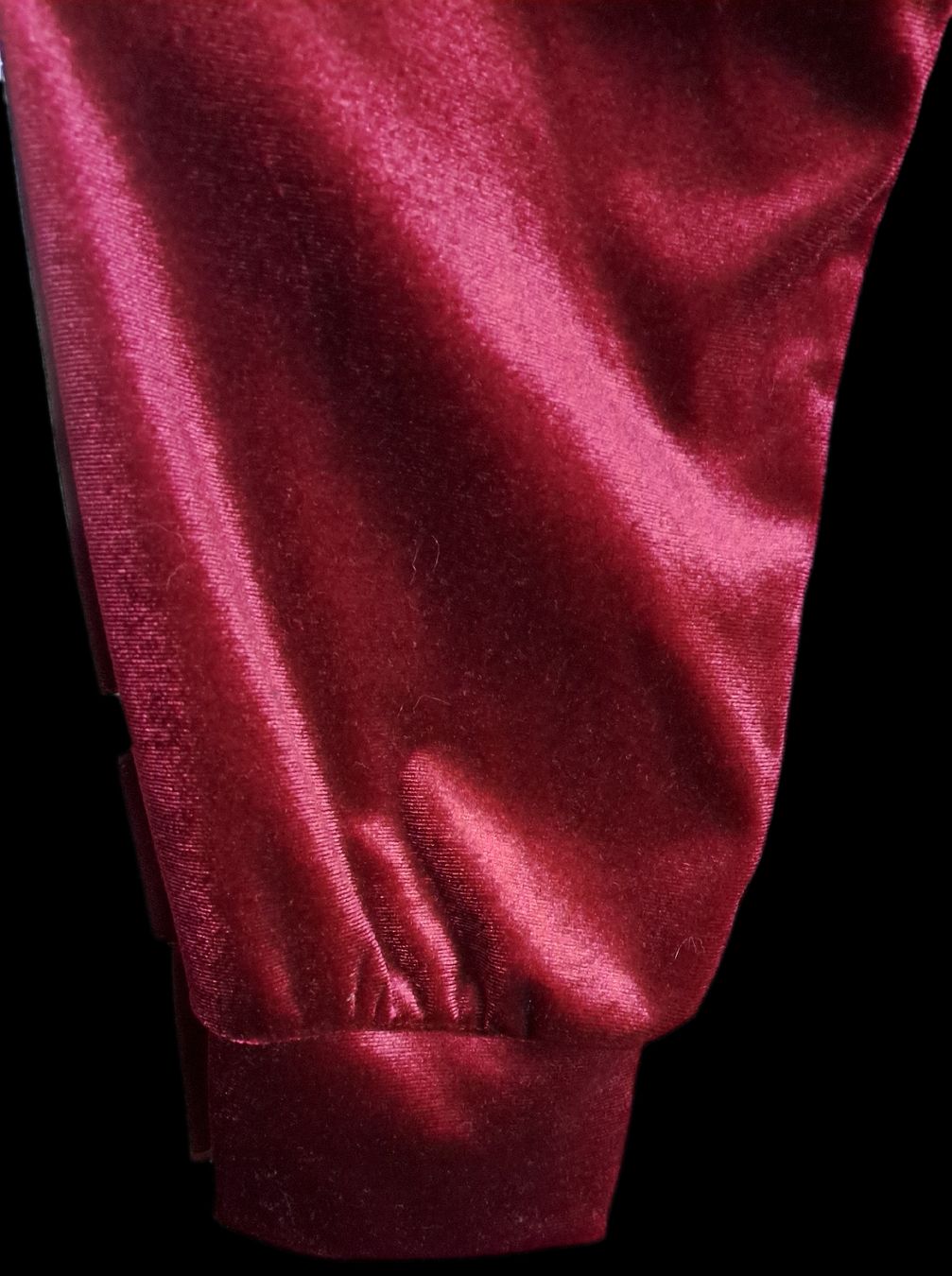 Robes: Robe / casaque en velours bordeaux taille 48 – D'occasion à Genève par Gribouilly 1