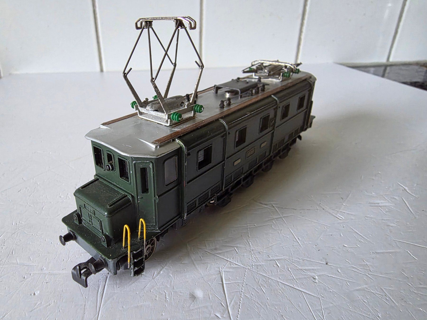 Hag Modellini di ferrovie: E-Lok SBB Ae 4/7, Lok-Nr. 10901 – Usato da Seuzach venduto da Loeckeli01