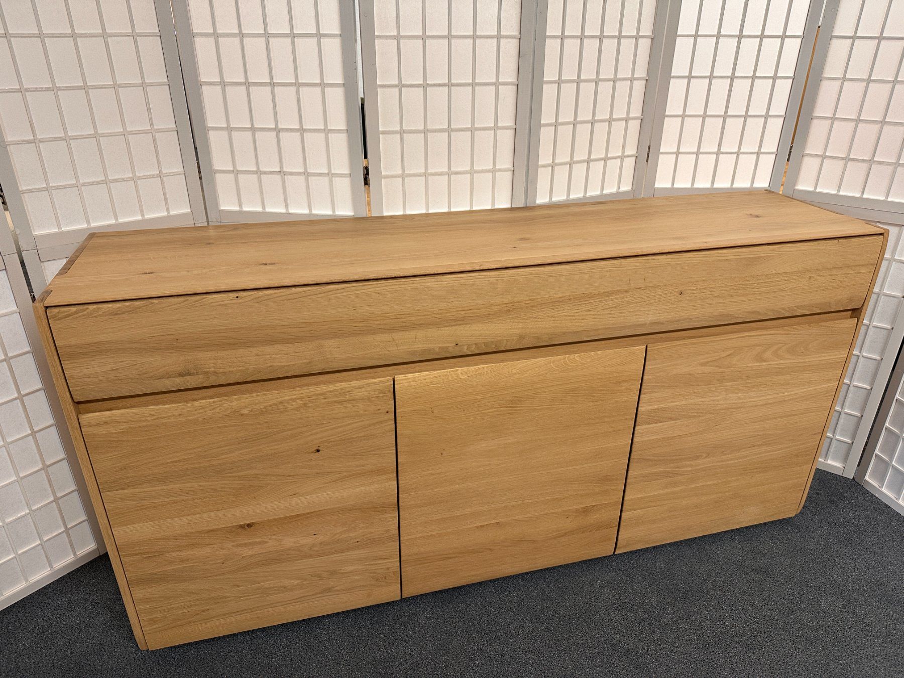 Cassettiere: Sideboard NYON Eiche bianco 178 cm – Nuovo (secondo la descrizione) da Unterentfelden venduto da moebelrufli 1