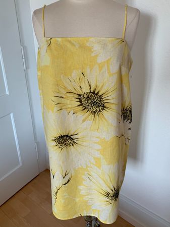 H&M Damen Kleid mit 55% Leinen, Gr. 44, Gelb