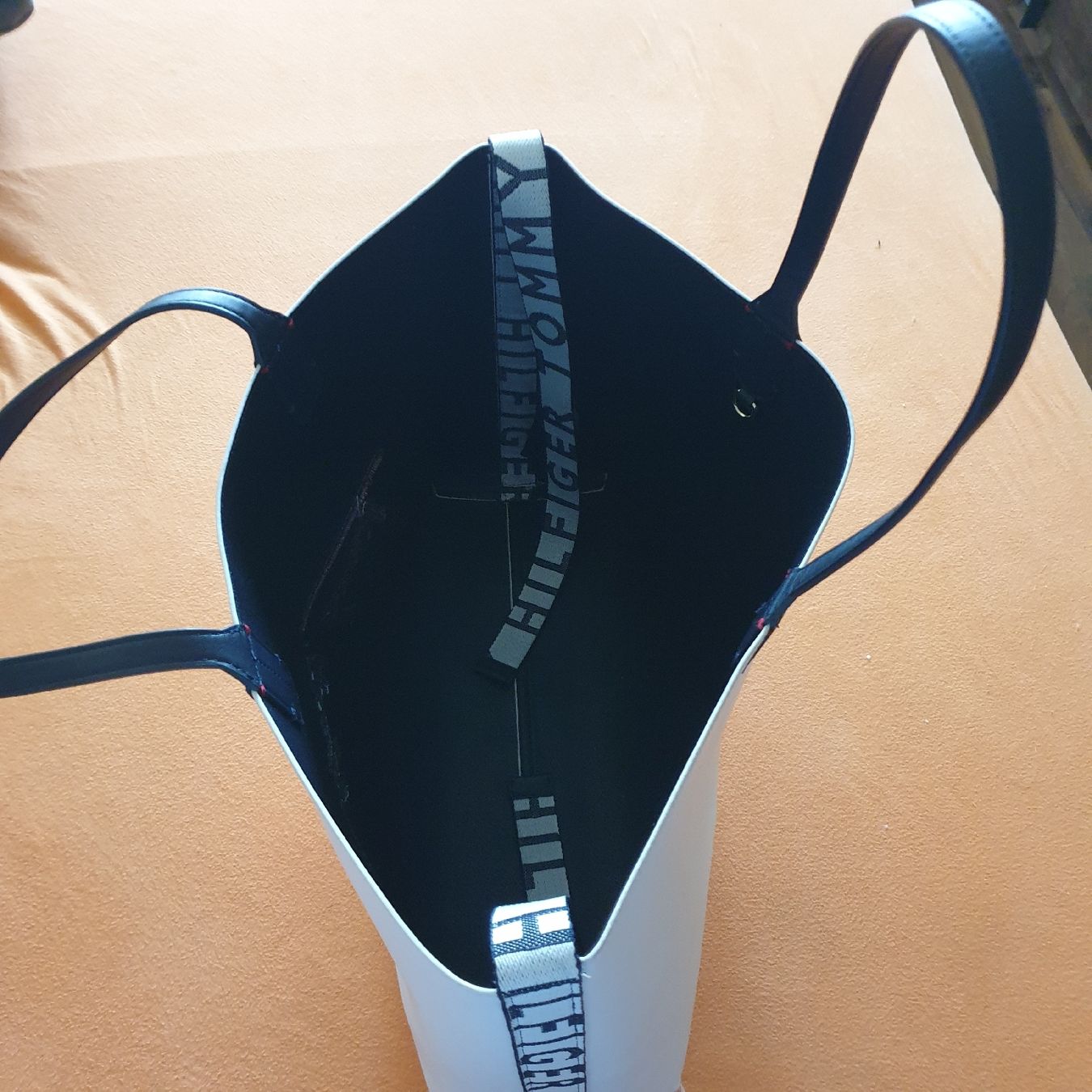 Tommy Hilfiger Borse da donna: Handtasche – Usato da Winterthur venduto da beaste 2