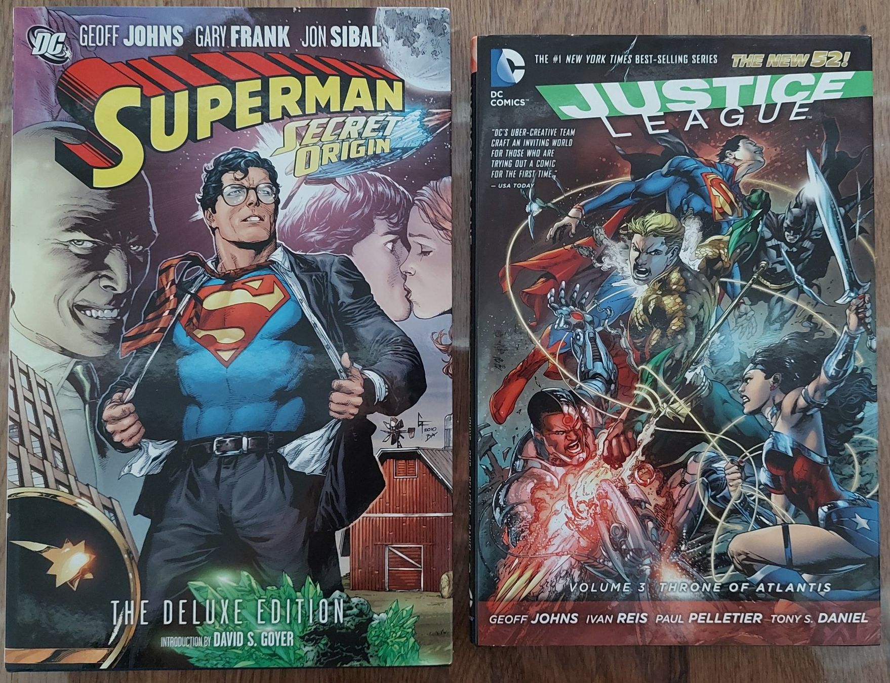 Comics: 2 Superman Comic Books: Secret Origin - Justice League – Gebraucht aus Giubiasco von Grungni