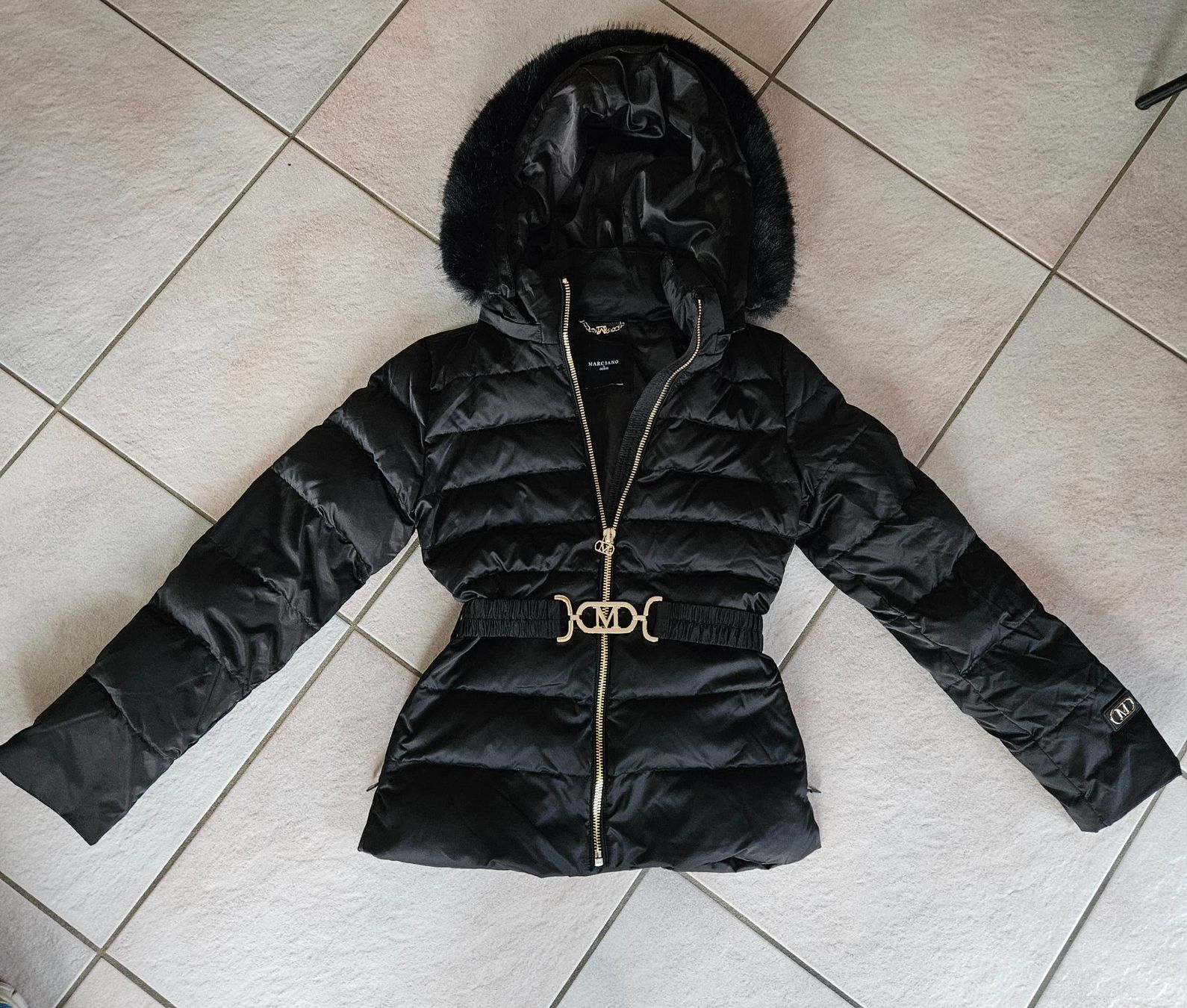 Guess Jacken: Veste Marciano by Guess – Gebraucht aus Vétroz von sas_yln5
