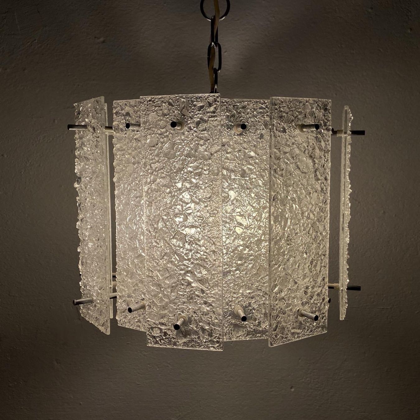 Lampadari & plafoniere: Vintage Eisglas Hängelampe – Usato da Zürich venduto da frauflufelberg