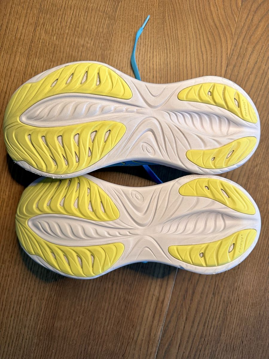 Asics Herrenschuhe: Laufschuh ASICS Stratis 4 – Gebraucht aus Lanzenhäusern von Rundumkunst 4