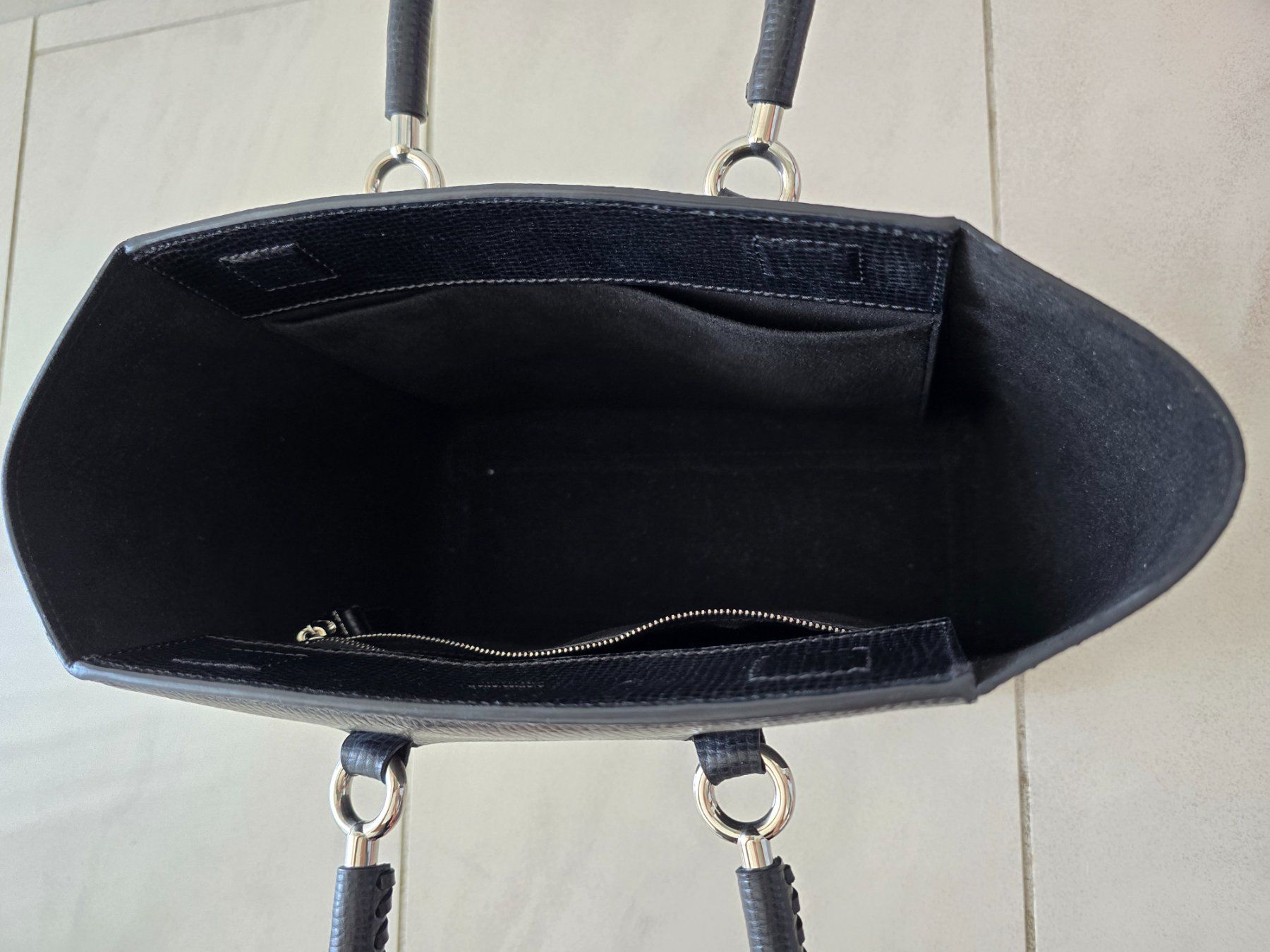 Max Mara Borse da donna: Max Mara Ledertasche schwarz, neuwertig – Usato da Wil SG venduto da ChKo12 1