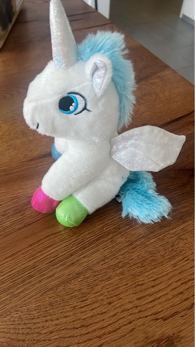 Spielzeuge: Süsses Einhorn Stofftier, neuwertig  – Gebraucht aus Belp von Januar_2014