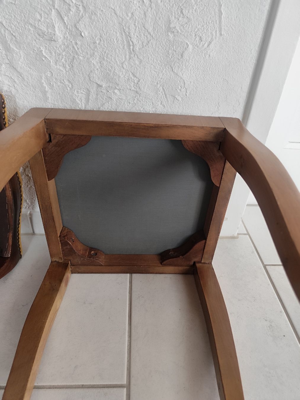 Sgabelli: Vintage Schemeli mit Blumenmuster, Holz – Usato da Zürich venduto da Claudia_Zueri 2