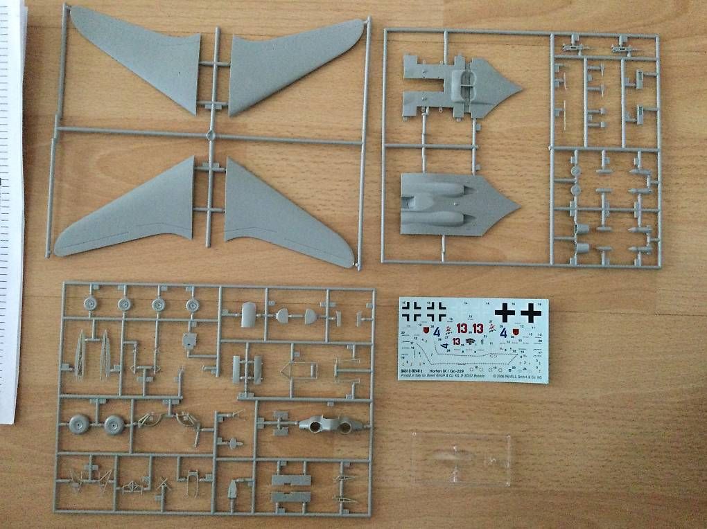 Revell Kit di modellismo & Modellini statici: Revell Horten Go 229 – Nuovo (secondo la descrizione) da Rüfenach AG venduto da Hel_rrz6 2