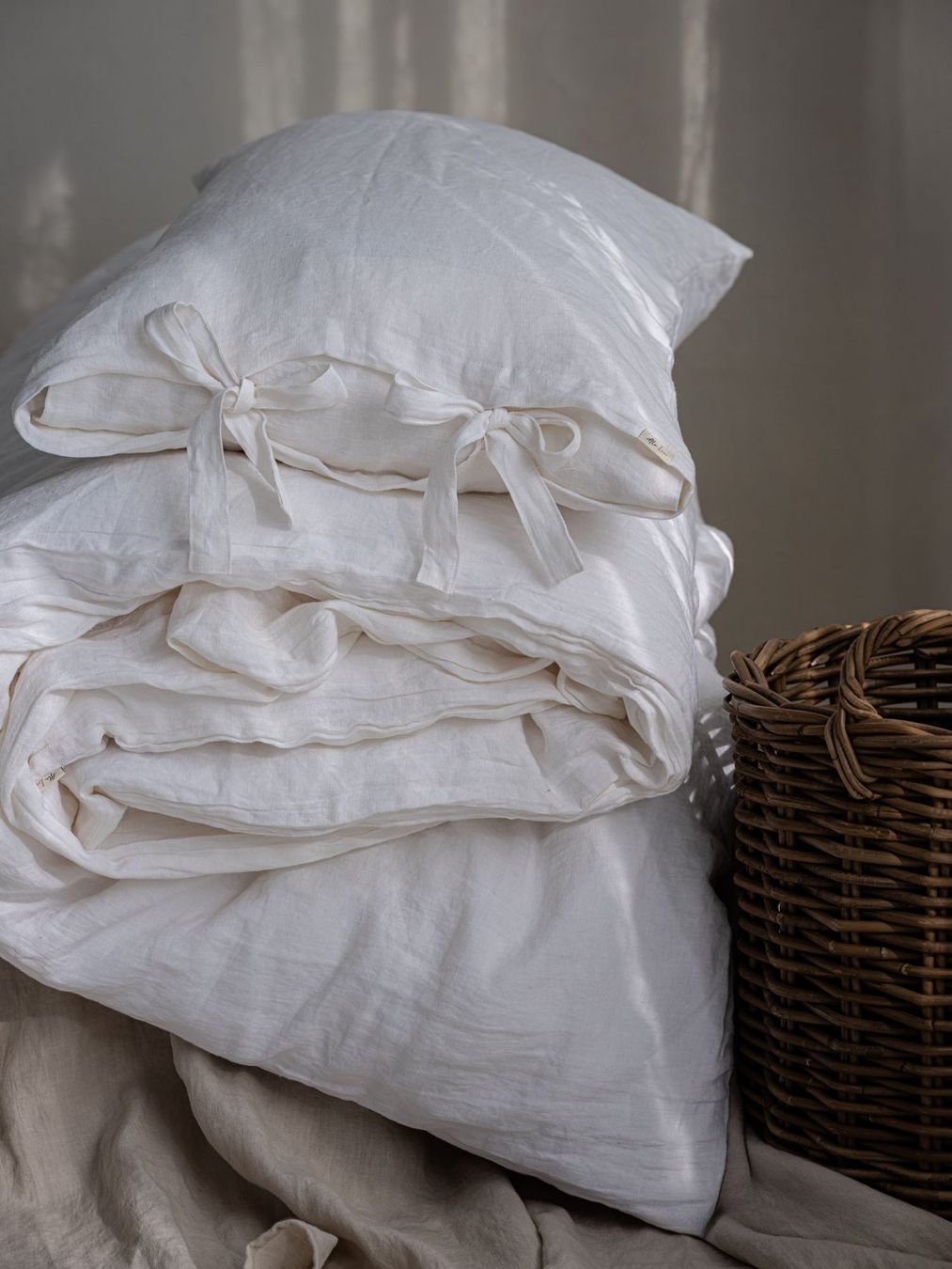 Biancheria da letto: Weissjasmin Leinenbettwäsche-Set – Nuovo e nell'imballaggio originale da Affoltern am Albis venduto da EdelLinn