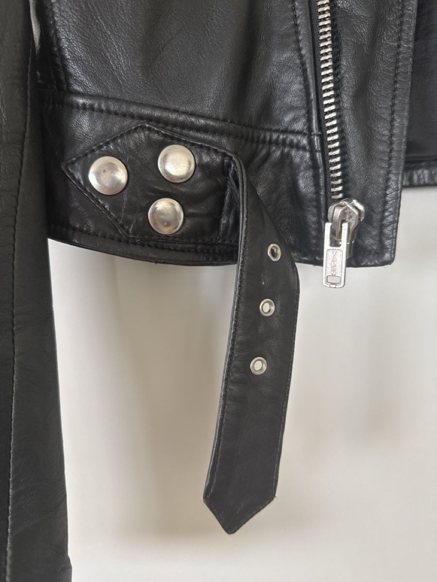Vestes: Black Leather Jacket in XS – D'occasion à Lachen SZ par cvs_5g7c 1