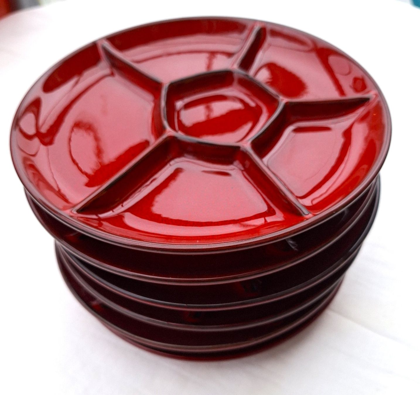 Piatti: Rote Chinoise-Teller, 6 Fächer, Vintage, elegant – Usato da Herisau venduto da Toscanini_w 1