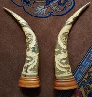 paire   cornes travaillées dragon+phénix
