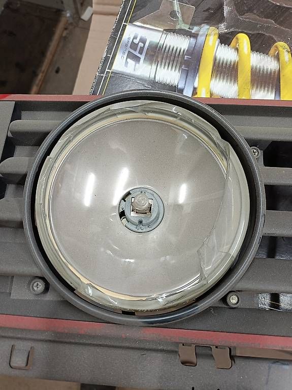 Tutti pezzi di ricambio auto: vw golf 2 gti front grille – Usato da Bironico venduto da aut_v8ks 2