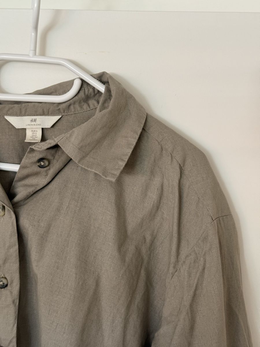 H&M Blusen: Chemise H&M lin mélangé  – Gebraucht aus Monthey von sen_6ckr 2