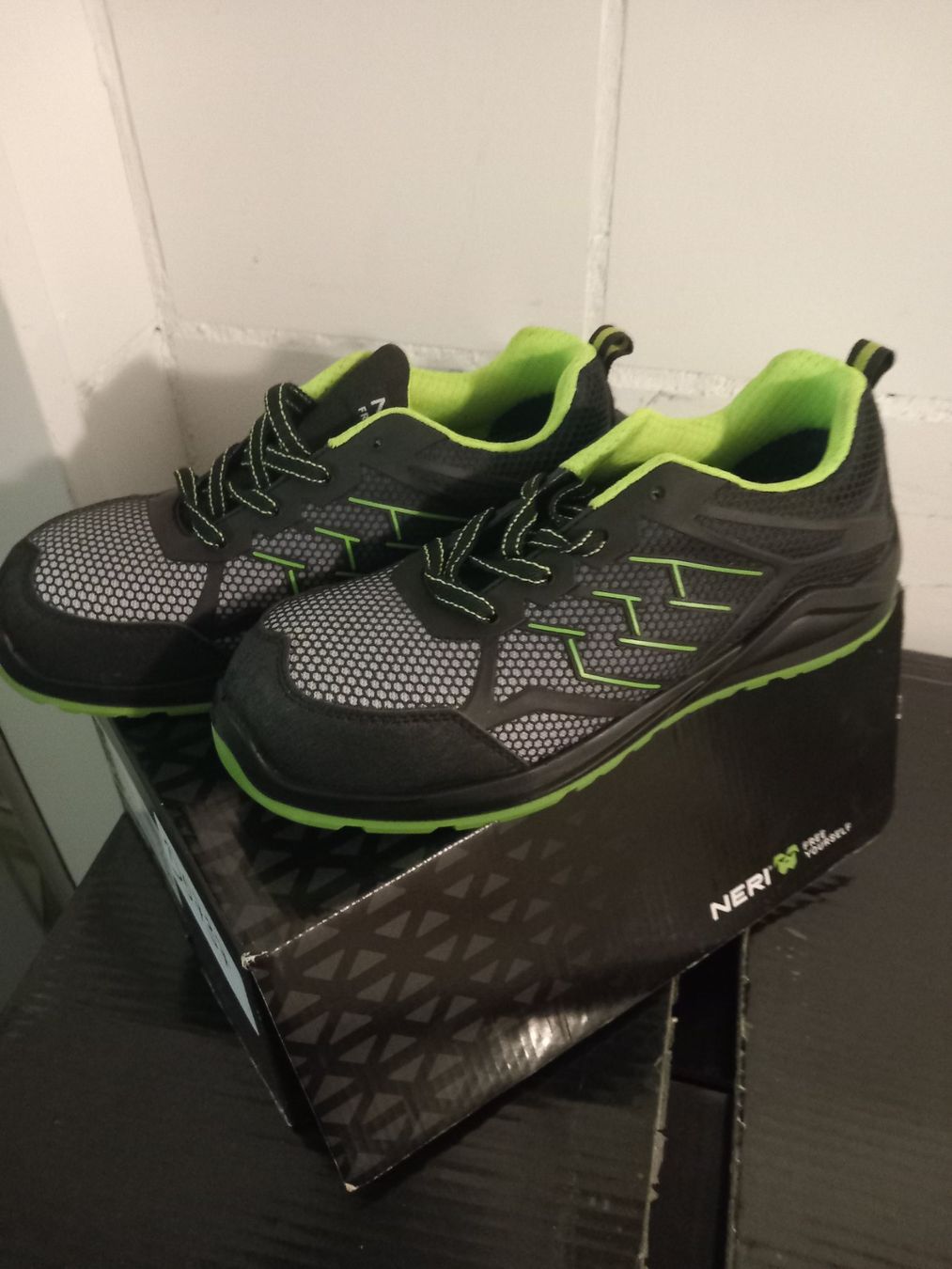 Herrenschuhe: Neri FUEGO  Halbschuh Gr.40 – Neu und originalverpackt aus Thun von Beas-Allerlei