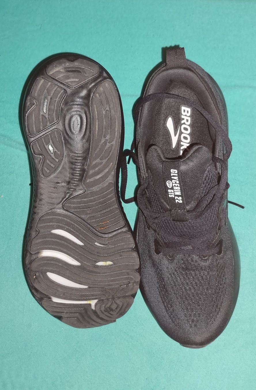 Brooks Scarpe da uomo: Brooks Glycerin 22 Laufschuhe – Nuovo (secondo la descrizione) da Rümlang venduto da niki996 2