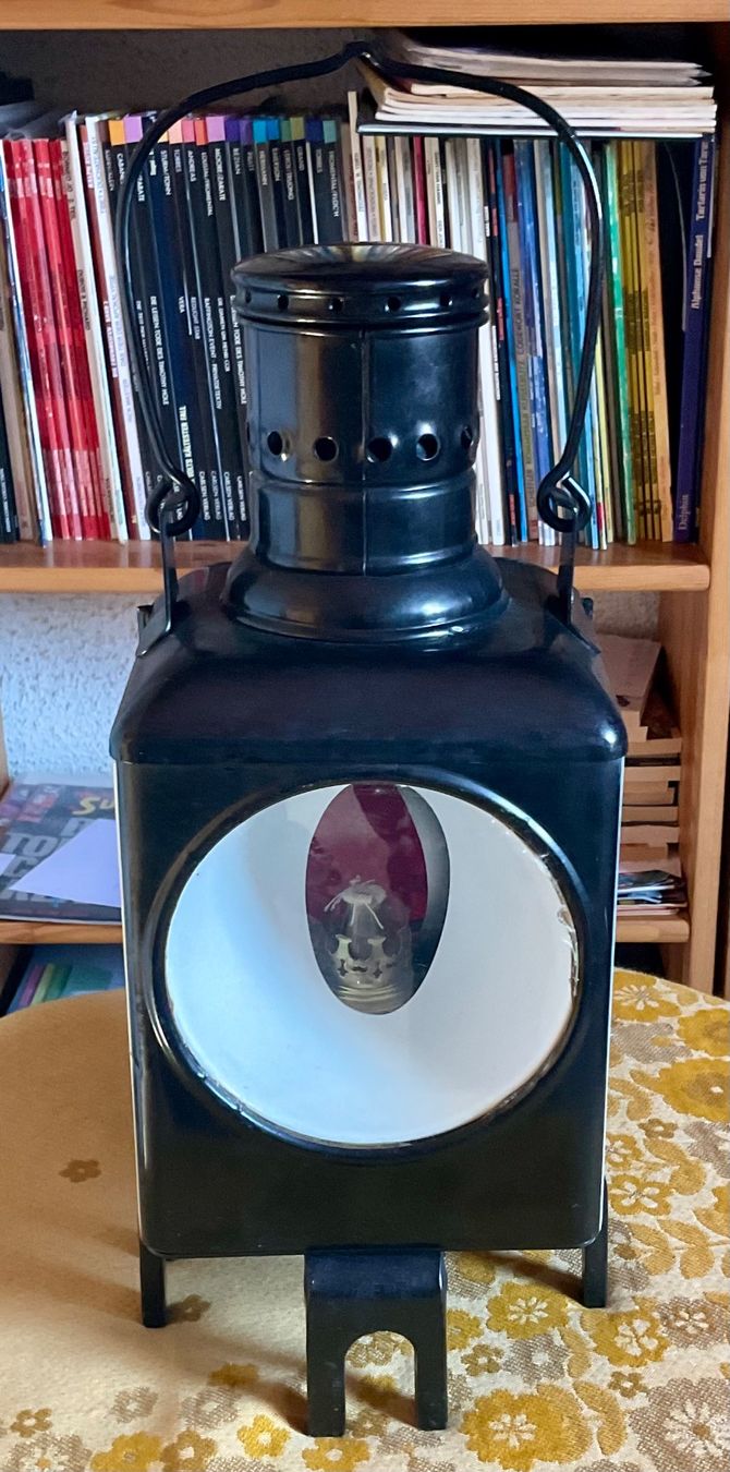 Sonstige Dekorationen & Accessoires: Petroleum Zugschluss Signal DB – Gebraucht aus Endingen von nathan05