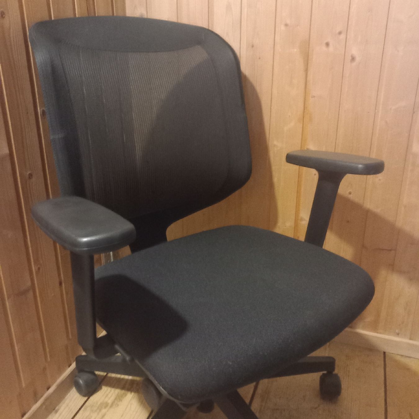 Giroflex Chaises: Bürostuhl Giroflex  – D'occasion à Ebnat-Kappel par blazzi 1