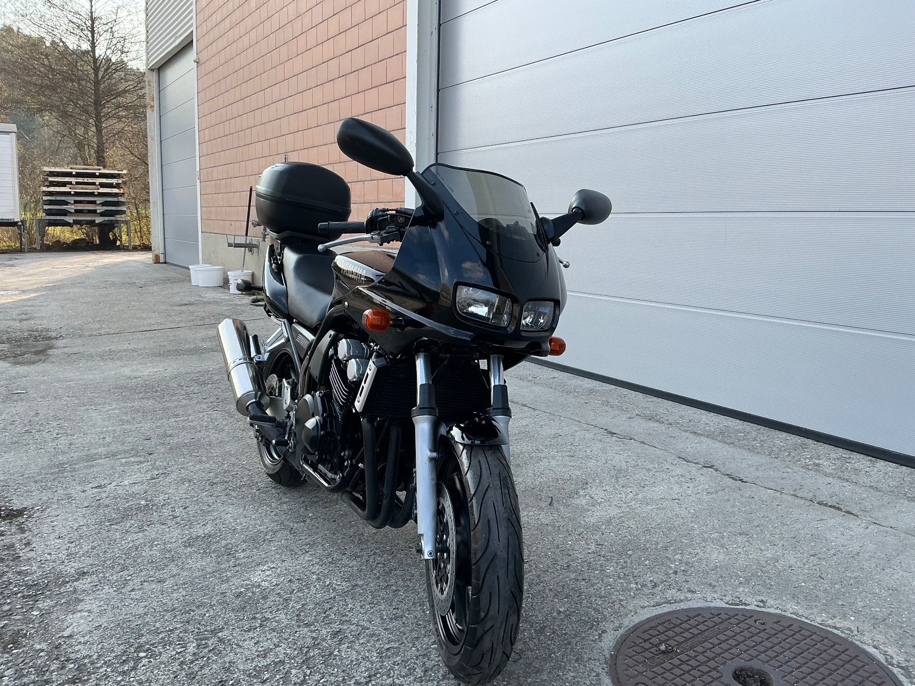 Yamaha Strada: Yamaha FZS600 – Usato da strengelbach venduto da Zoks