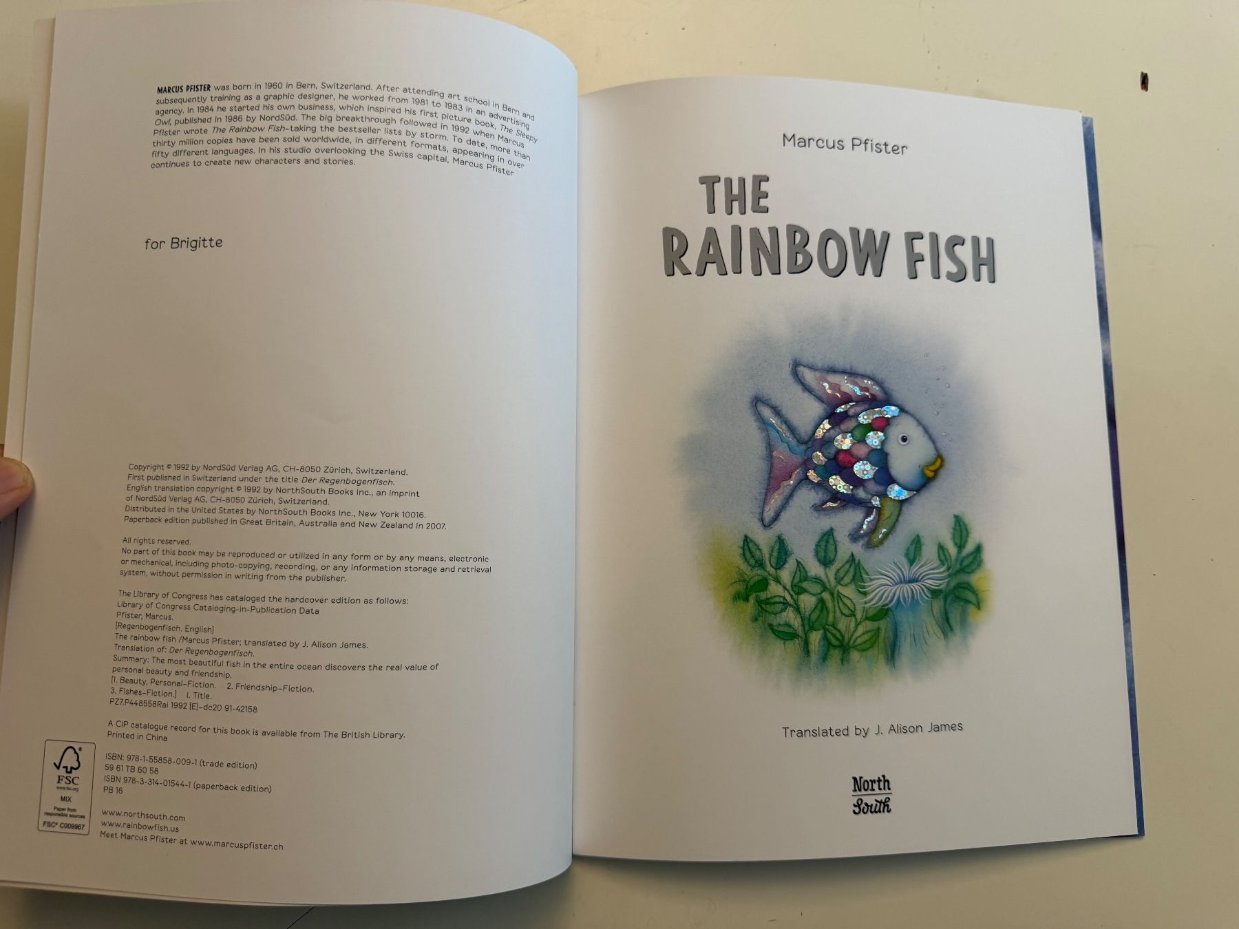 Libri: THe RAINBOW FISH - Marcus Pfister - Softcover – Usato da Münsingen venduto da Ganjam 3