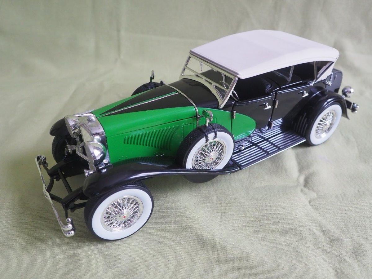 Modellini d'auto: Duesenberg 1934, Signature Models, 1/18 – Usato da Brugg AG venduto da Schlumpf1962 1