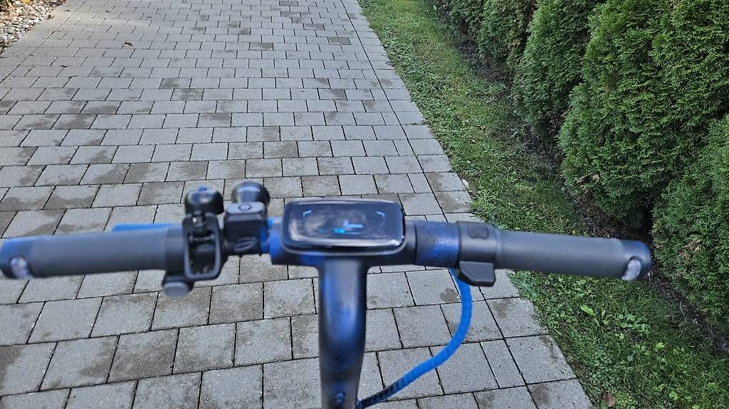 Scooter: E-Scooter Ninebot Segway E3 pro – Usato da Basadingen venduto da Ekusch 2