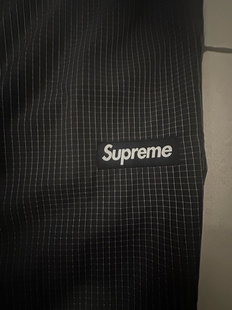 Supreme Hosen: Supreme Reflective Ripstop Trainingshose Schwarz L – Neu (gemäss Beschreibung) aus Triesen von mvaugusta 4