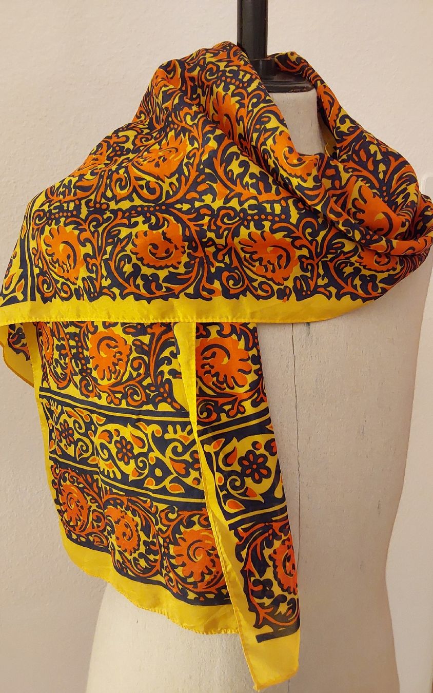 Foulard & Sciarpe: Foulard Vintage Acetat – Usato da Köniz venduto da scopello12