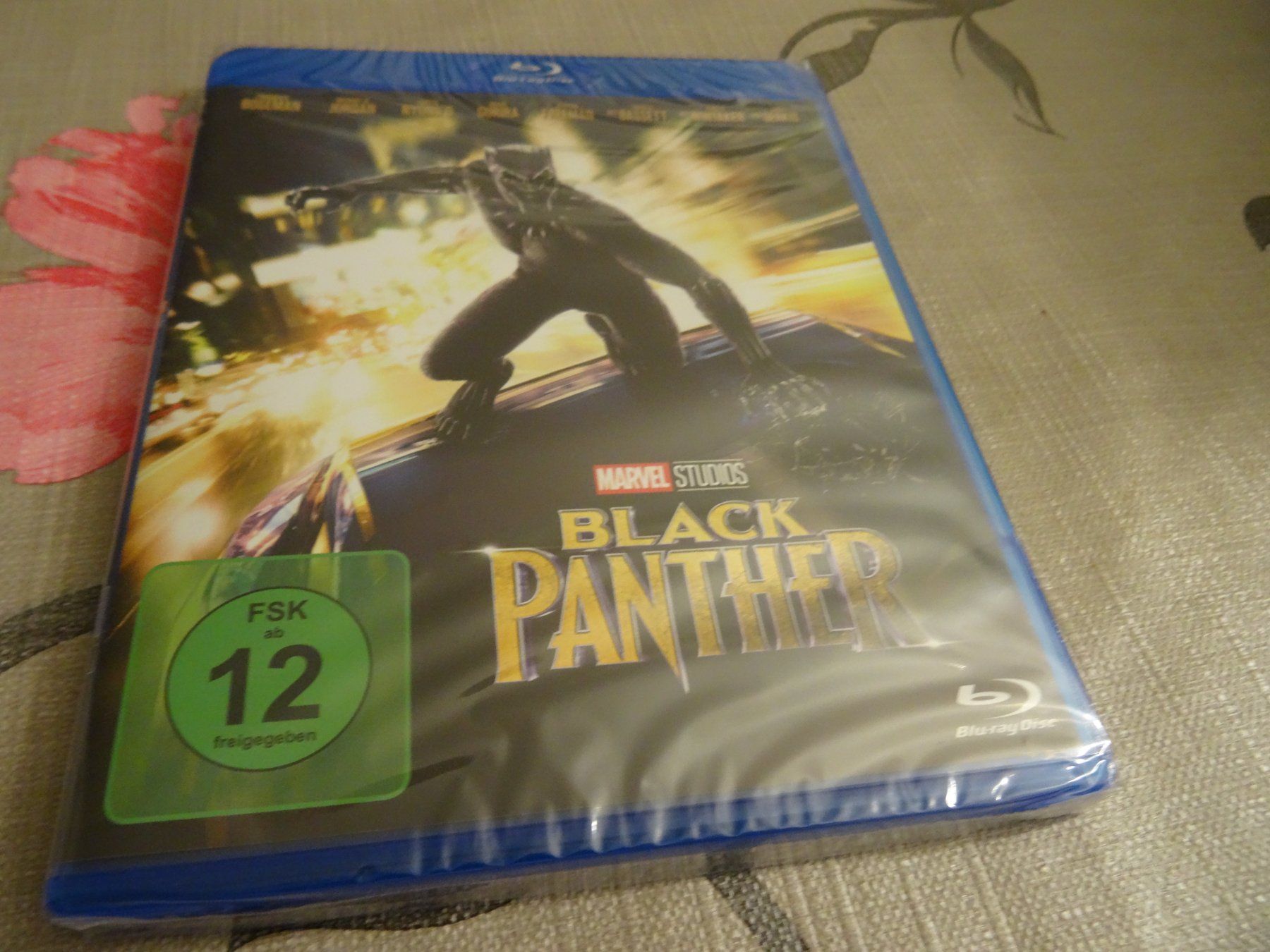 Tutti i DVDs: Black Panther BLU-RAY NEU – Nuovo e nell'imballaggio originale da Olten venduto da Disc-Verkauf