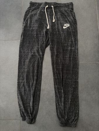 Nike Jogginghose grau meliert Grösse S guter Zustand