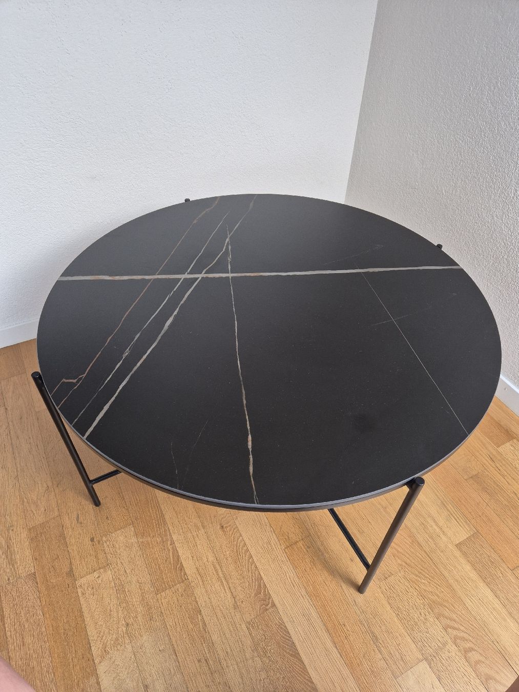 Livique Tables: Salontisch – D'occasion à Spiez par LiquidFrog 1