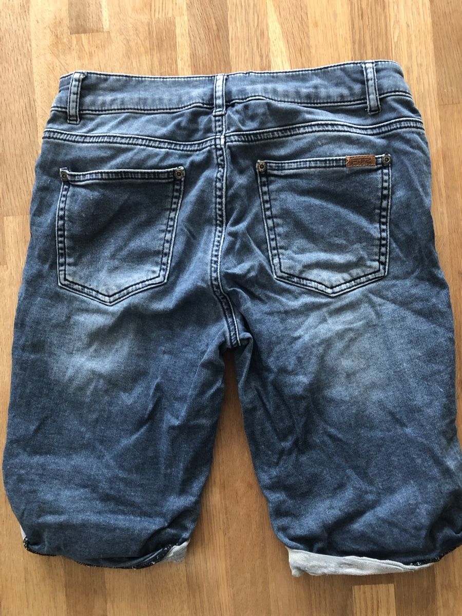 Jako-O Pantaloni: Short Jeans Fit-Z 164 – Usato da Dübendorf venduto da Saturnin35 2