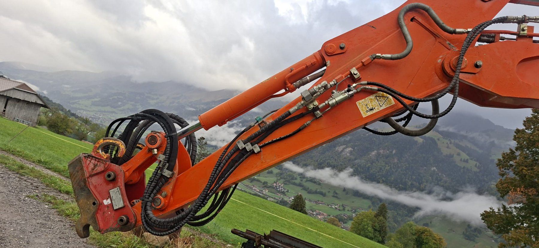 Hitachi Bagger: Hitachi 6.5 tonnen – Gebraucht aus Scharnachtal von ton_x9rg 6