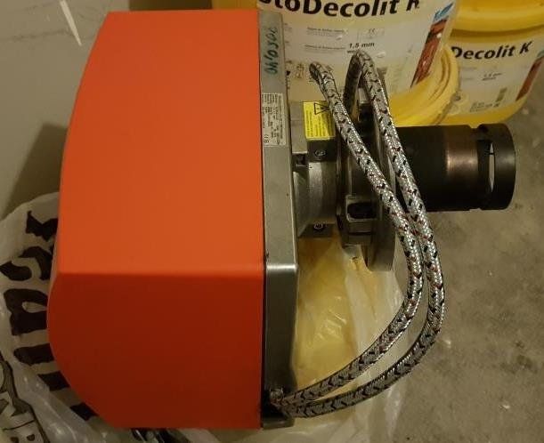 Radiatori: À vendre 2 brûleurs pour chaudière à Mazout – Usato da St-Imier venduto da Dylanchanel 9