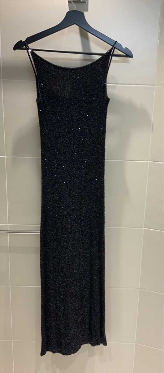 Robes: Donna Karan une robe avec  un cardigan – D'occasion à Vandoeuvres par Boussy74 1