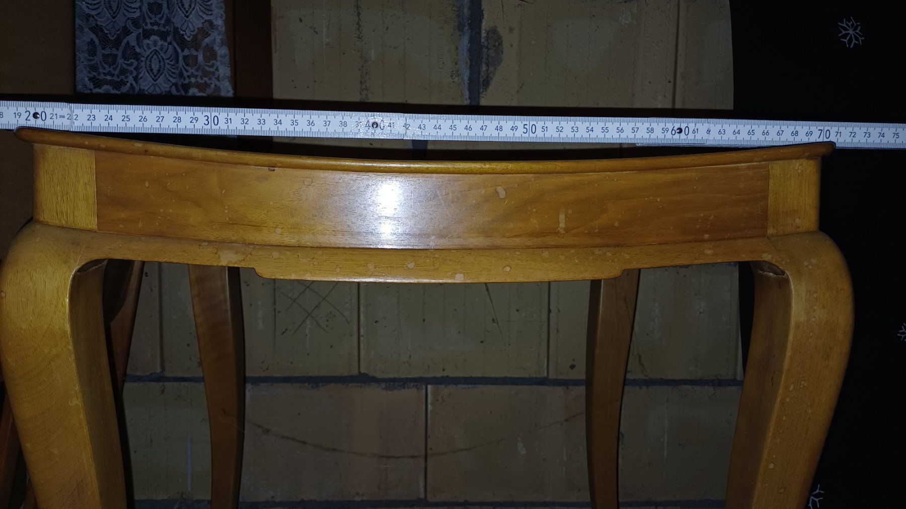 Articoli in legno: Schöner Holzhocker Vintage 2 – Usato da Walenstadtberg venduto da Twowheels 3