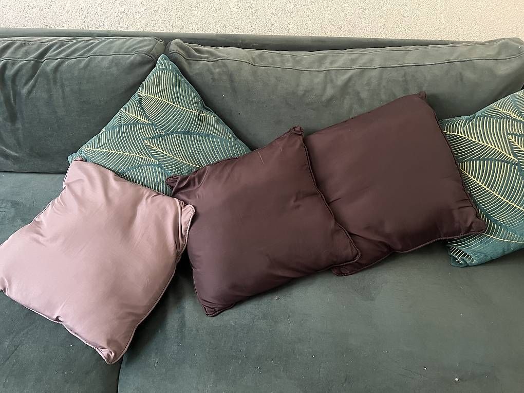 La Redoute Sofas: Canapé Rio velour – Gebraucht aus Mont-sur-Lausanne von jes_zxm5 1