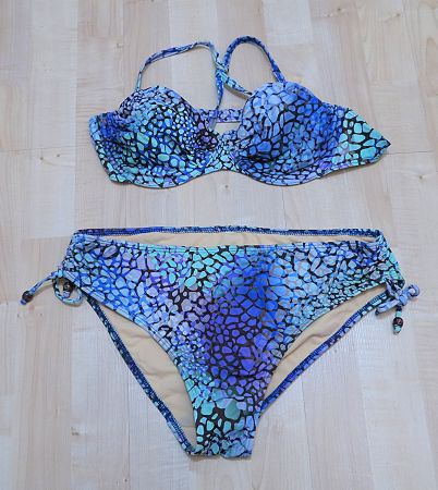 Sommer Bikini Set, blau gemustert, Grösse 42, Top Zustand
