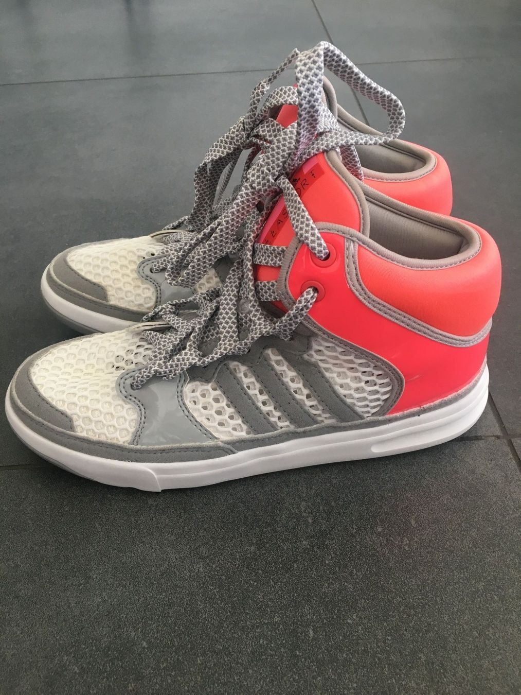 Adidas Scarpe da uomo: Adidas Sneakers no 36 2/3 – Usato da Gordola venduto da carola67 2