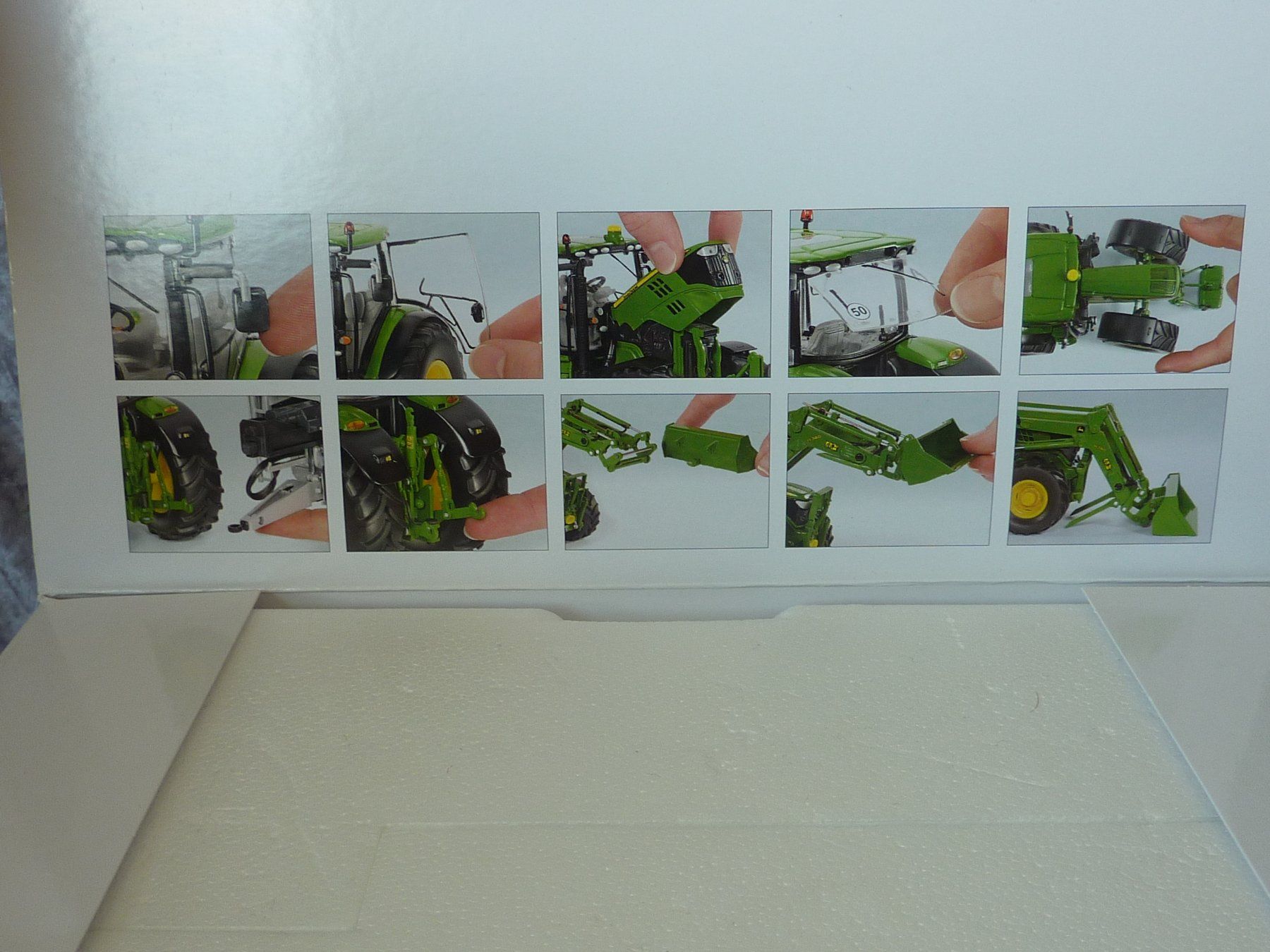 John Deere Modellini d'auto: Traktor John Deere 6125R mit Frontlader  1:32 – Nuovo (secondo la descrizione) da Dürrenäsch venduto da modellautos4you 1