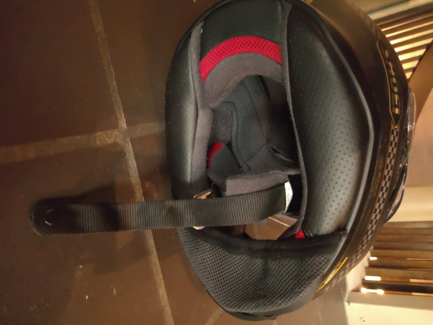 Shoei Caschi & visiere: Motorrad Helm Shoei Racing – Usato da Jona venduto da mastah_tradah 3